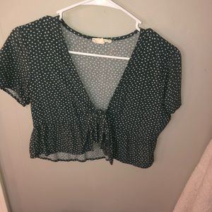 short sleeve tied together at the front